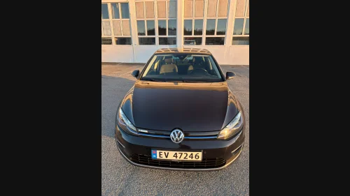 VOLKSWAGEN GOLF E-Golf