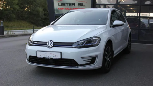VOLKSWAGEN GOLF Ny service, nye dekk, EU-godkjent til aug 2027