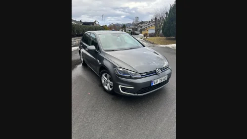 VOLKSWAGEN GOLF Exclusive