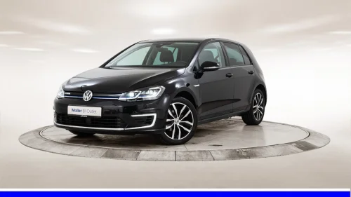 VOLKSWAGEN GOLF 136hk - R.Kam, Skinn, Keyless, Active Info