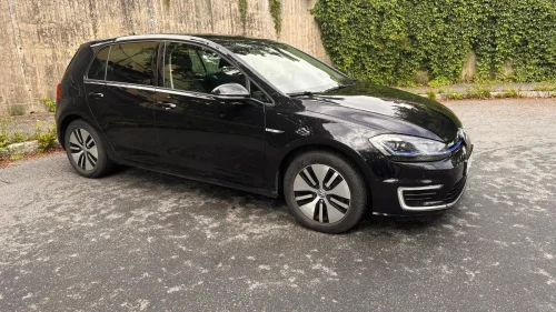 VOLKSWAGEN GOLF 70.000km EU OK 01.2027 ADAPTIV CRUISEKONTROLL NAVI PRO