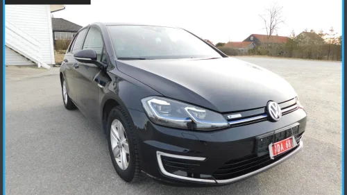 VOLKSWAGEN GOLF NY EU-NY SERVICE-SKINN-KEYLESS-DYNAUDIO-KAMERA