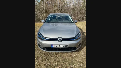 VOLKSWAGEN GOLF E-golf 136 HK