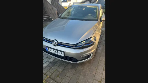 VOLKSWAGEN GOLF 30kwh