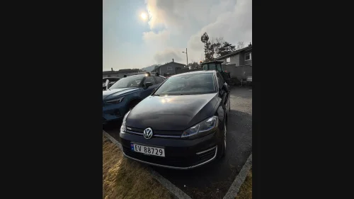 VOLKSWAGEN GOLF e-Golf
