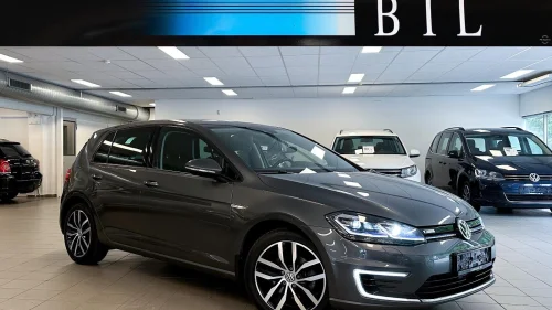 VOLKSWAGEN GOLF E-GOLF KLIMA ACC NAVI KAMERA KJØREASSIST. APPLE CARPLAY