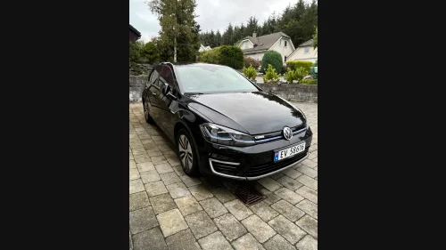 VOLKSWAGEN GOLF E-golf