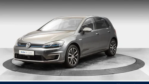 VOLKSWAGEN GOLF E-golf 136 hk Ryggekamera/Navi/LED