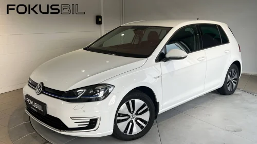 VOLKSWAGEN GOLF E-GOLF/SORT SKINN/LED/ACC/NAVI/R.KAMERA/DAB+