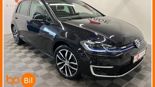 VOLKSWAGEN GOLF E-GOLF* TOPP UTSTYRT!* AID* SKINN* KAMERA-PDC* KEYLESS*