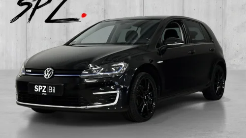 VOLKSWAGEN GOLF E GOLF | SKINN | ACC | ACTIVE INFO | Kamera | NORSK |