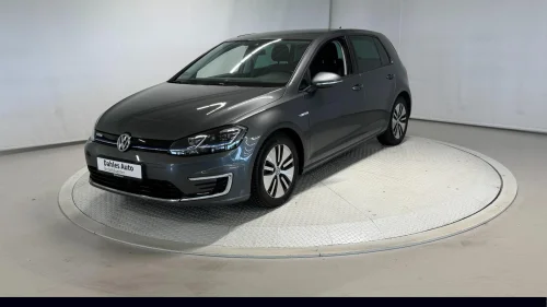 VOLKSWAGEN GOLF E-Golf 136hk ACC/Kamera/Keyless/V-Pumpe/Dynamiske Led