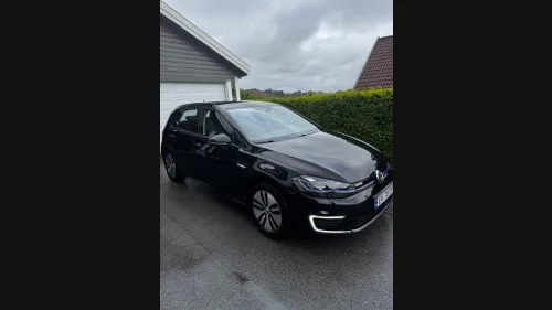 VOLKSWAGEN GOLF E-golf 136 HK
