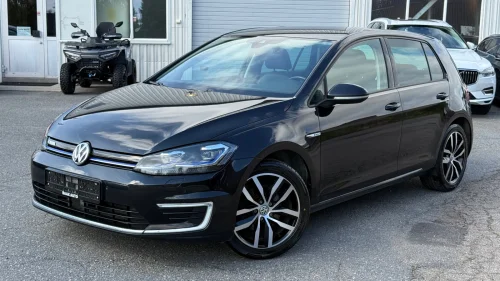 VOLKSWAGEN GOLF Topp utstyrt E-golf Navi+DAB+R.kam+ACC+Skinn++