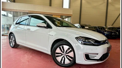 VOLKSWAGEN GOLF EV/1 EIER!/LAV KM/ACC,LED LYS,R.KAMERA,ACTIVE INFO++