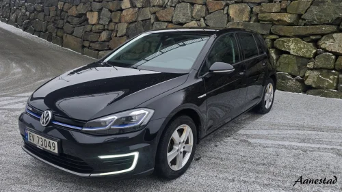 VOLKSWAGEN GOLF Navi | CC | Dynaudio | R.Kam 100KW 136HK
