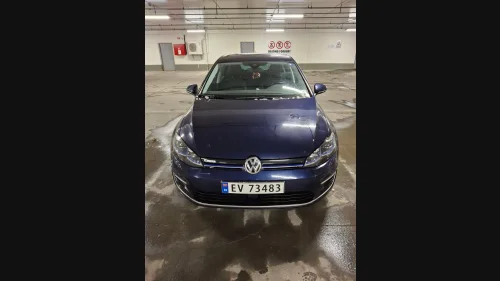 VOLKSWAGEN GOLF E-Golf