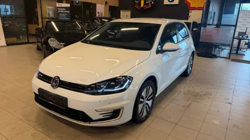 VOLKSWAGEN GOLF Info display/ Ny eu/ Bra dekk/ Ryggekamera/ ACC