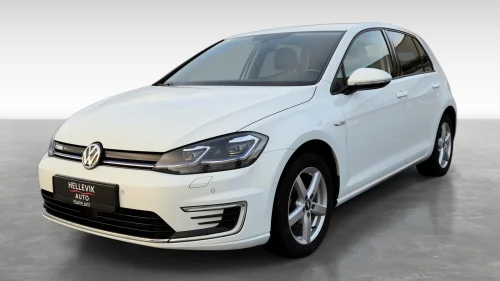 VOLKSWAGEN GOLF 300km/ryggekamera/adt cruise/Skinn seter