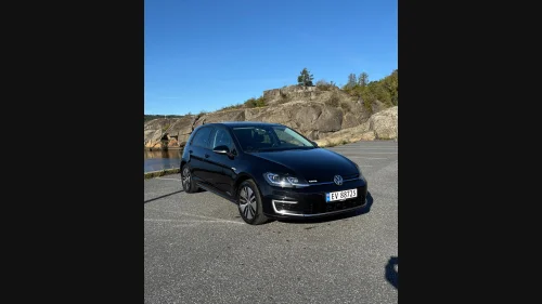 VOLKSWAGEN GOLF Volkswagen Golf