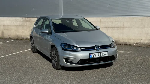 VOLKSWAGEN GOLF e-Golf 136hk /Service+EU.OK/Norsk/AdaptiveCruise/LED/++