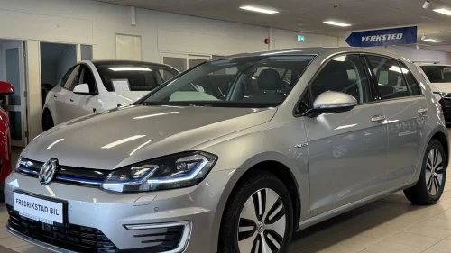 VOLKSWAGEN GOLF E-GOLF-NORSK-KAMERA-V.PUMPE-GARANTI-NAVI-ACC-ISOFIX
