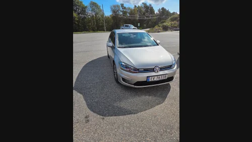 VOLKSWAGEN GOLF E-golf