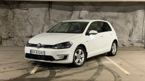 VOLKSWAGEN GOLF Exclusive