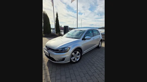 VOLKSWAGEN GOLF Adaptive LED matrix, keyless, digital cockpit ++
