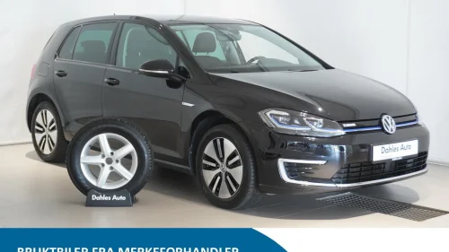 VOLKSWAGEN GOLF E-golf 136 hk ACC,BLINDSONE,KAMERA,APP CONNECT,ACTIVE I