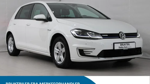 VOLKSWAGEN GOLF E-golf 136 hk/LED/ACC/Navi/ryggekam