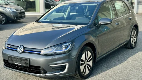 VOLKSWAGEN GOLF EV - 136 HK - Varmepumpe - DAB - Park.sensorer