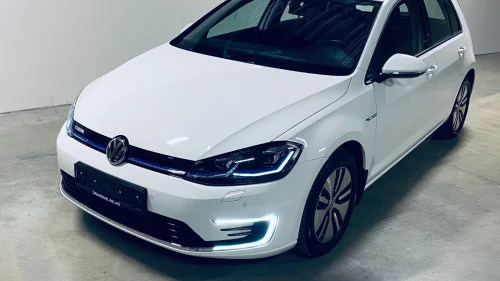 VOLKSWAGEN GOLF EV - Vinterpakke - Navi - Tar innbytte