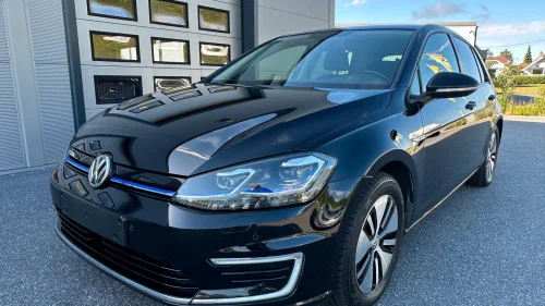 VOLKSWAGEN GOLF Pen e-Golf Kamera Klima DAB Adp.Cruise App.carplay+++