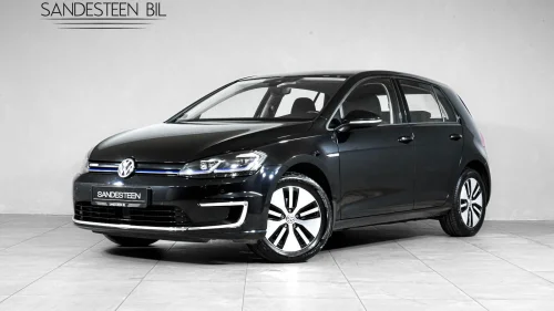 VOLKSWAGEN GOLF 300KM/KEYLESS/ADAPTIV CRUISE/VARMEPUMPE/VINTERPK/KEYLES