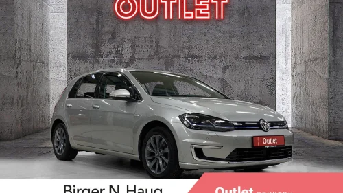 VOLKSWAGEN GOLF Comfortline |OUTLET|DYNAUDIO|VIRTUAL|SKINN|ACC|NY EU|