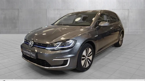 VOLKSWAGEN GOLF 136HK Rekkevidde 300km