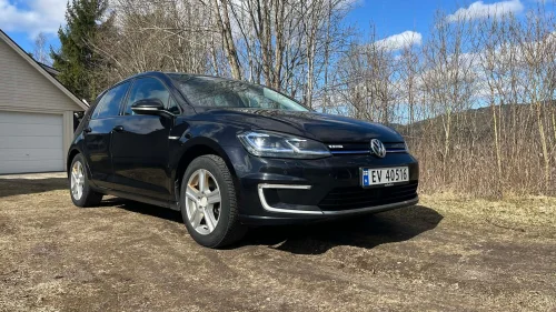 VOLKSWAGEN GOLF Exclusiv