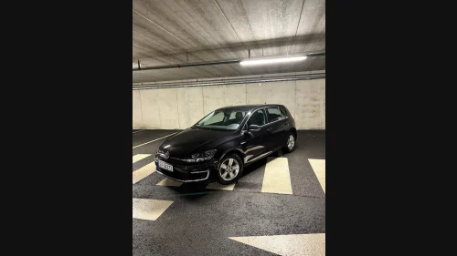 VOLKSWAGEN GOLF E Golf