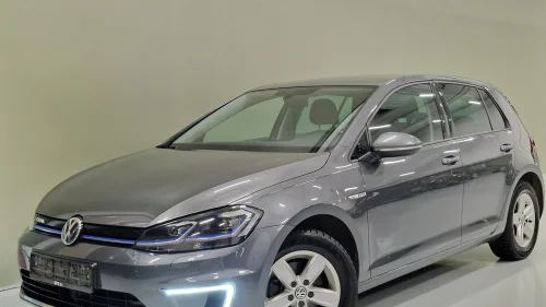 VOLKSWAGEN GOLF E-Golf Navi/Kamera/Ad.cruise/Varmepumpe+++