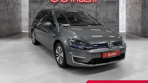 VOLKSWAGEN GOLF (basismodell) |Oulet|Kamera|AdaptivCruise|Finansiering?