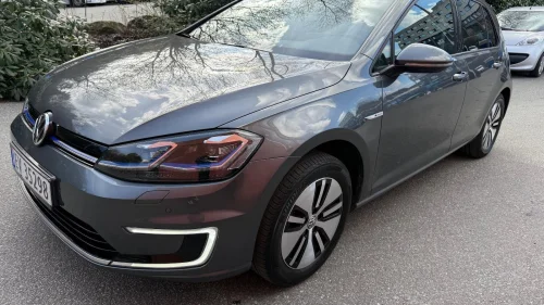 VOLKSWAGEN GOLF 100KW 136Hk Norsk ACC V-pumpe DAB R-Kam App styring +++