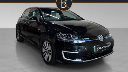 VOLKSWAGEN GOLF | Skinn | Kamera | Active info | Varmepumpe | EU 2-2027