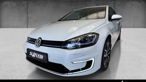 VOLKSWAGEN GOLF 136hk/Exclusive/Ad-Cruise/Key.Less/Skinn/R.Kamera m.m