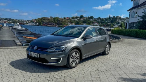 VOLKSWAGEN GOLF E-Golf/adaptiv cruise/ EU 10.2026