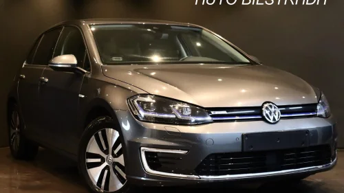 VOLKSWAGEN GOLF 300KM,ActiveInfo,ACC,Kamera,Skinn,Varmepumpe,1Eier,Nors