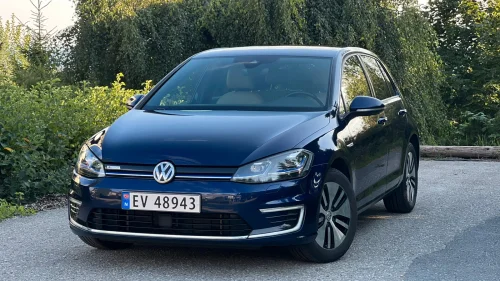 VOLKSWAGEN GOLF eGolf / Skinn / Varmepumpe / Ryggekam / Adaptiv Cruise