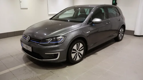 VOLKSWAGEN GOLF VW e-Golf Skinn Norsk Understellsbehandlet