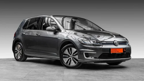 VOLKSWAGEN GOLF E-Golf 136hk/ Kamera/ ACC/ P.senor/ Carplay/ Keyless