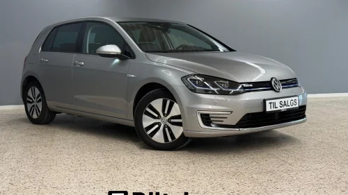 VOLKSWAGEN GOLF E-Golf|136hk|ACC|Skinn|R.kamera|Navi|V.pumpe